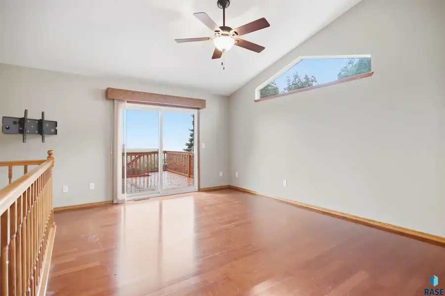7120 W 50th St, Sioux Falls, SD 57106 - #3