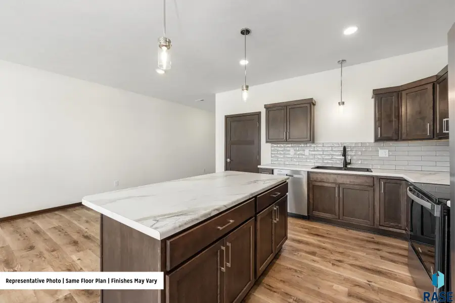 4615 E Whisper Ridge Pl, Sioux Falls, SD 57108 - #2