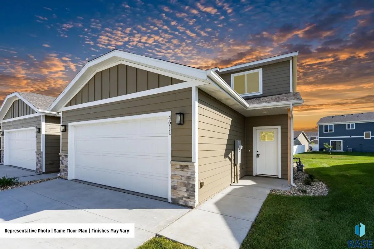 4617 E Whisper Ridge Pl, Sioux Falls, SD 57108 - #1