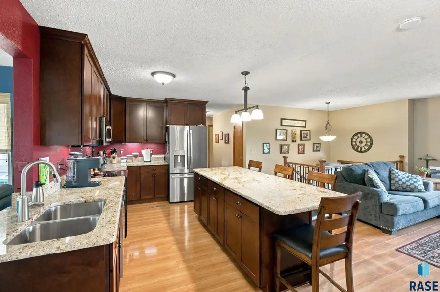 7505 E Elston Pl Rd, Sioux Falls, SD 57107 - #3