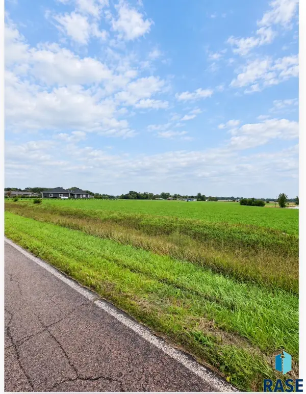 Tbd, Hurley, SD 57036