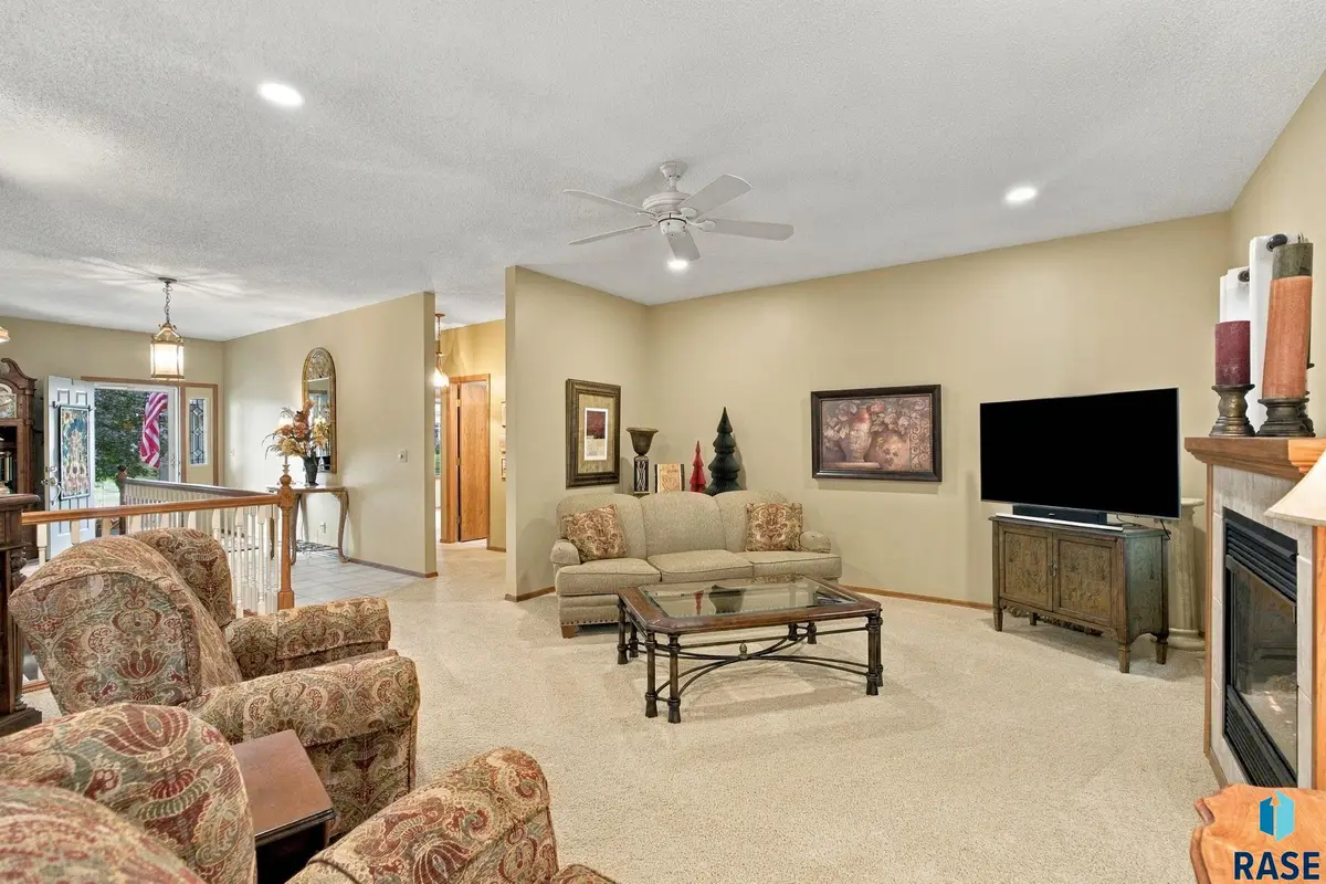 111 W Doral Ct, Sioux Falls, SD 57108 - #1