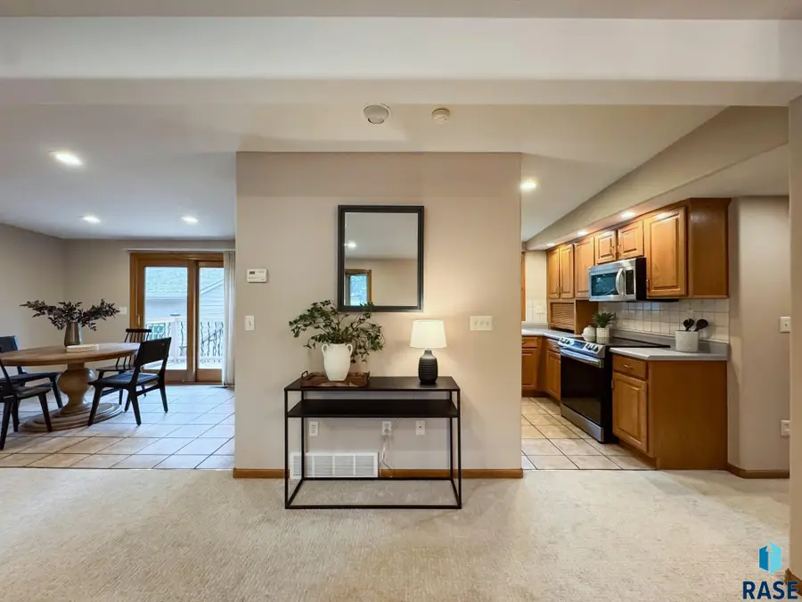 1404 S Joliet Ave, Sioux Falls, SD 57110 - #3