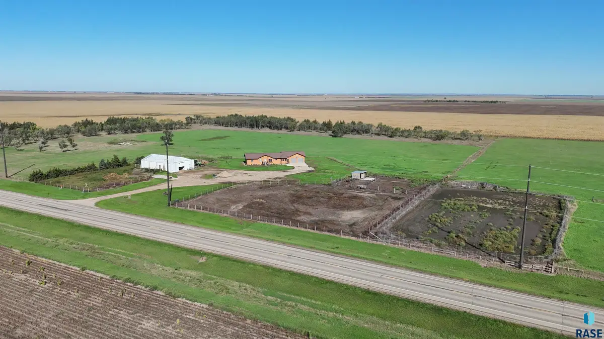 35380 Us Hwy 14, Miller, SD 57362 - #1