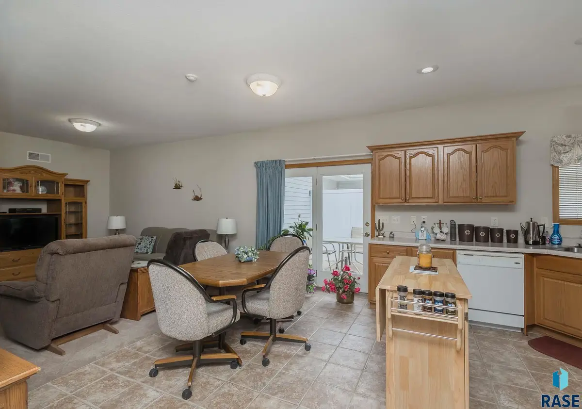4502 E 49th St #3, Sioux Falls, SD 57110 - #1