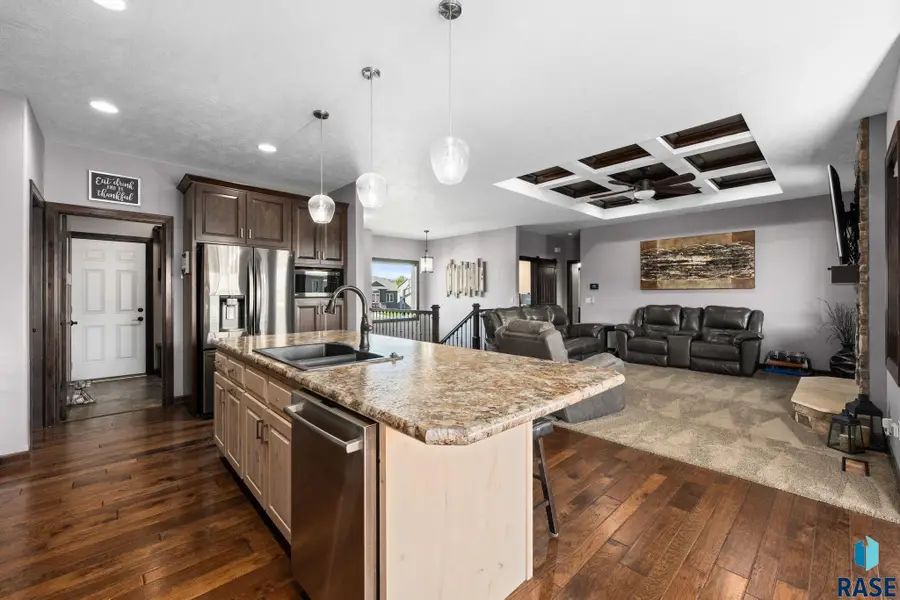 1304 S Monticello Ave, Sioux Falls, SD 57106 - #3