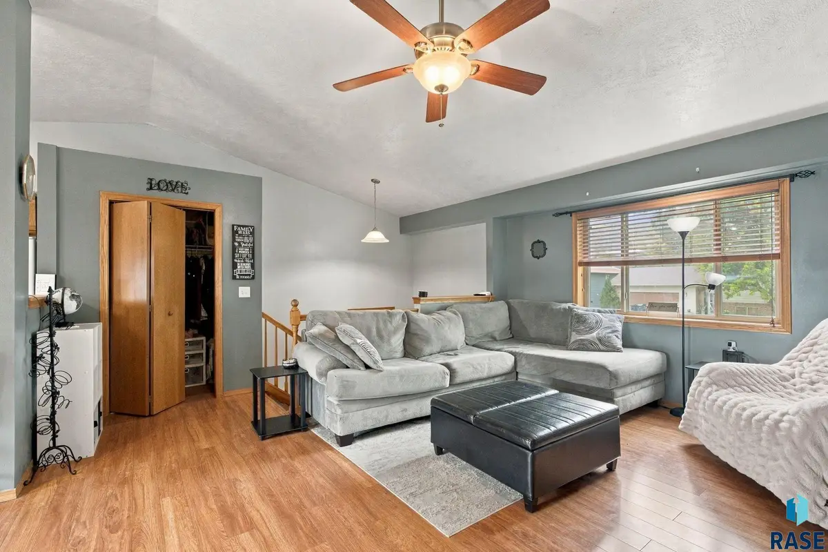 7813 W 44th St, Sioux Falls, SD 57106 - #1