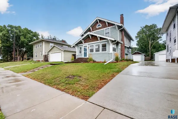 1606 S Center Ave, Sioux Falls, SD 57105