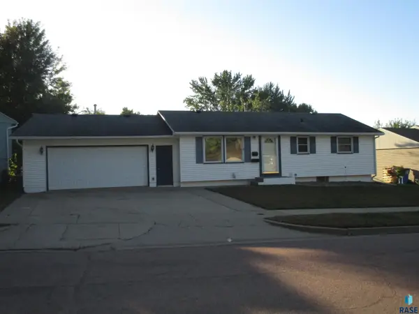 3601 E 25th St, Sioux Falls, SD 57103