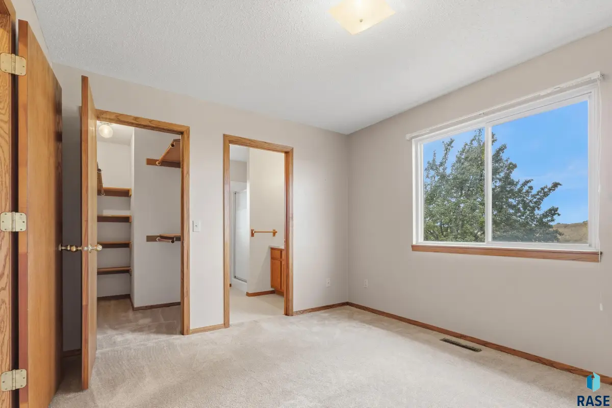627 N Solar Dr, Sioux Falls, SD 57103 - #1
