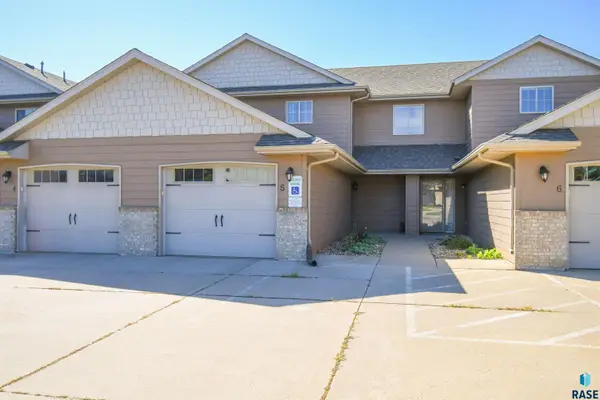 8801 W 32nd St #5, Sioux Falls, SD 57106