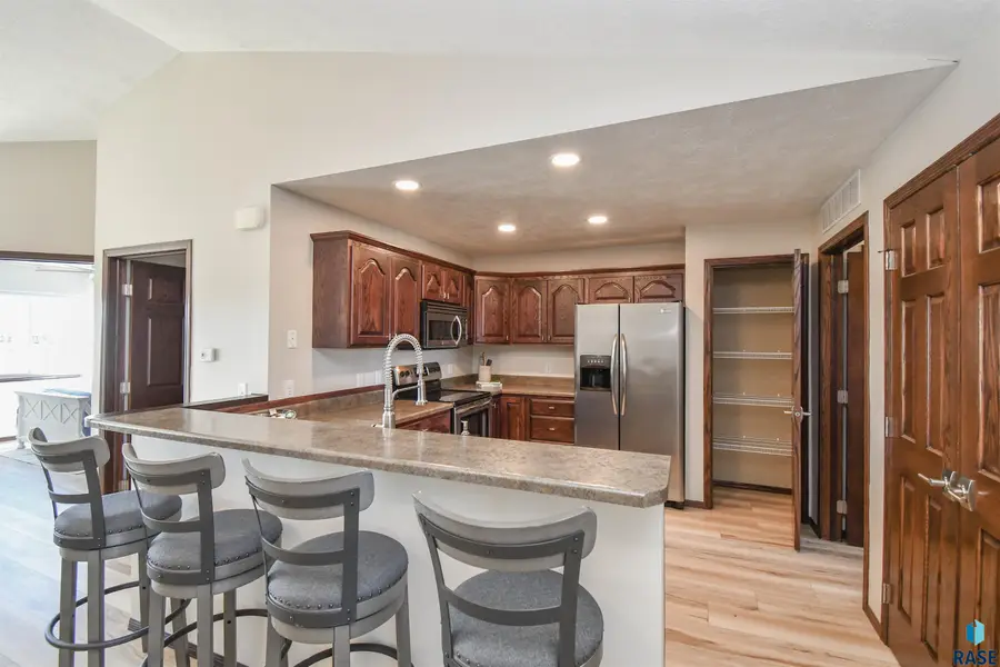8801 W 32nd St #5, Sioux Falls, SD 57106 - #2