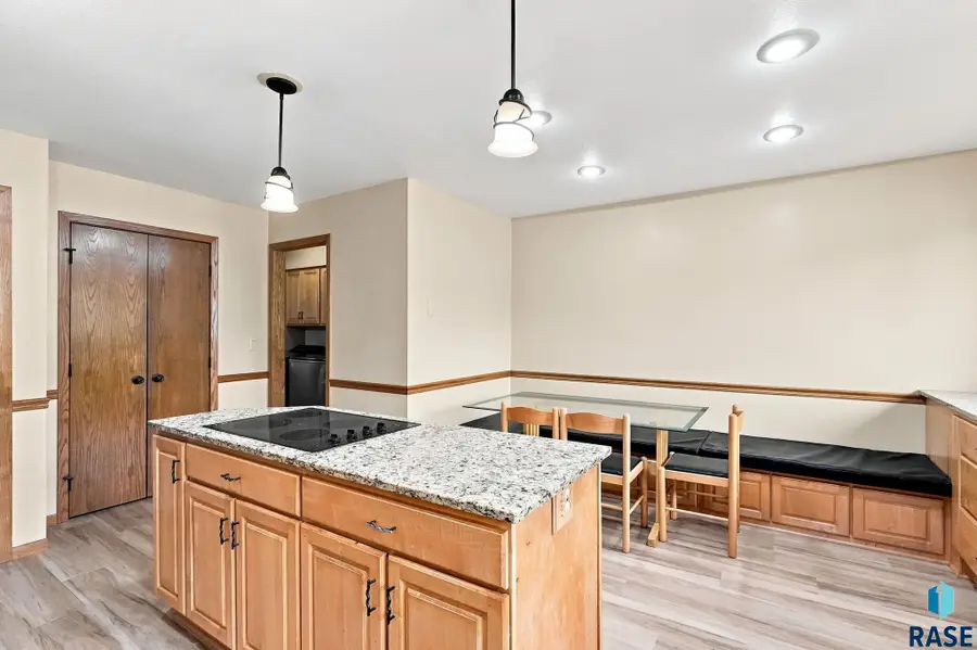 2009 E Elizabeth Dr, Sioux Falls, SD 57103 - #3