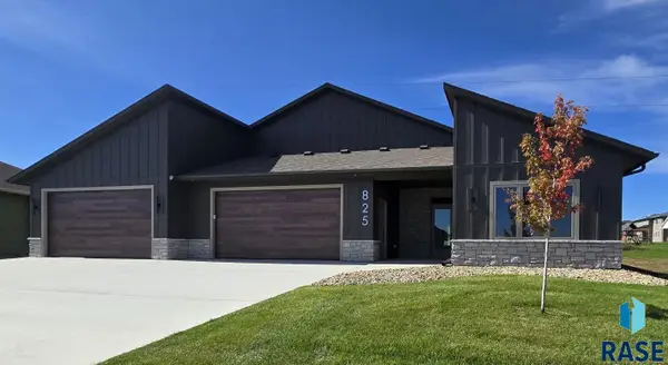 825 N Sylvan Dr, Sioux Falls, SD 57110
