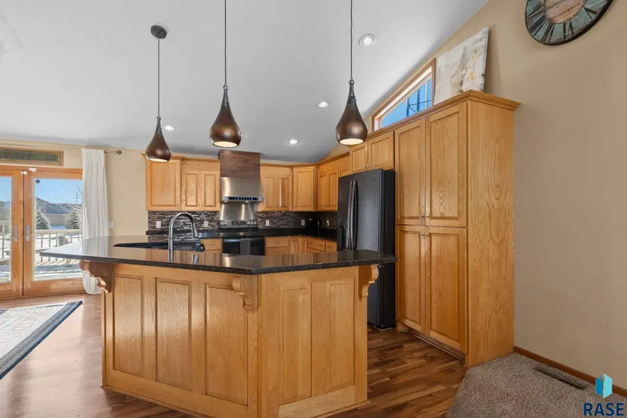 7624 S Courtyard Cir, Sioux Falls, SD 57108 - #3