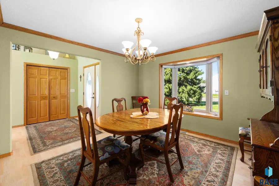 4001 W Newcomb St St W, Sioux Falls, SD 57106 - #3