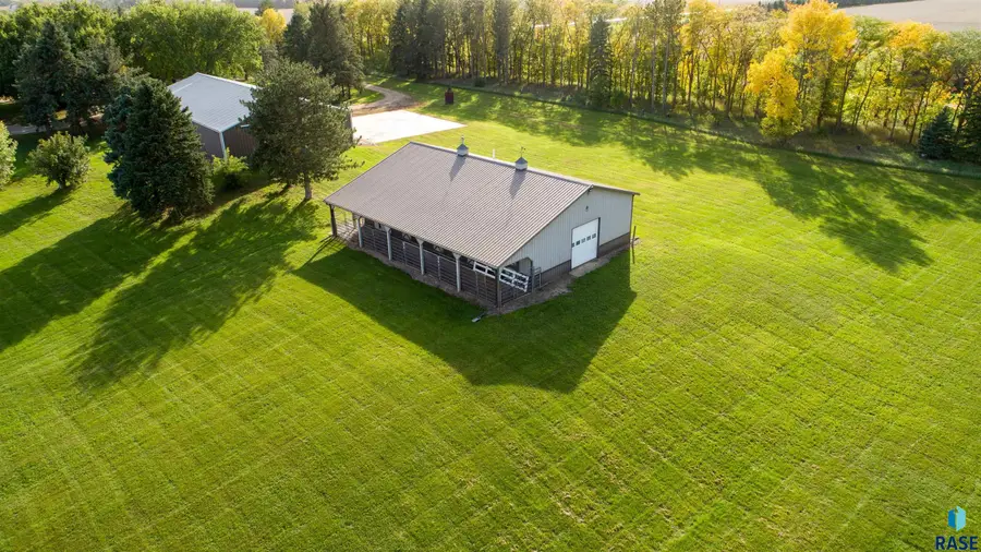 45508 272nd St, Parker, SD 57053 - #2