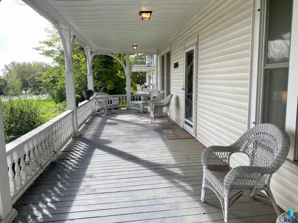 505 Kniss Ave, Luverne, MN 56156
