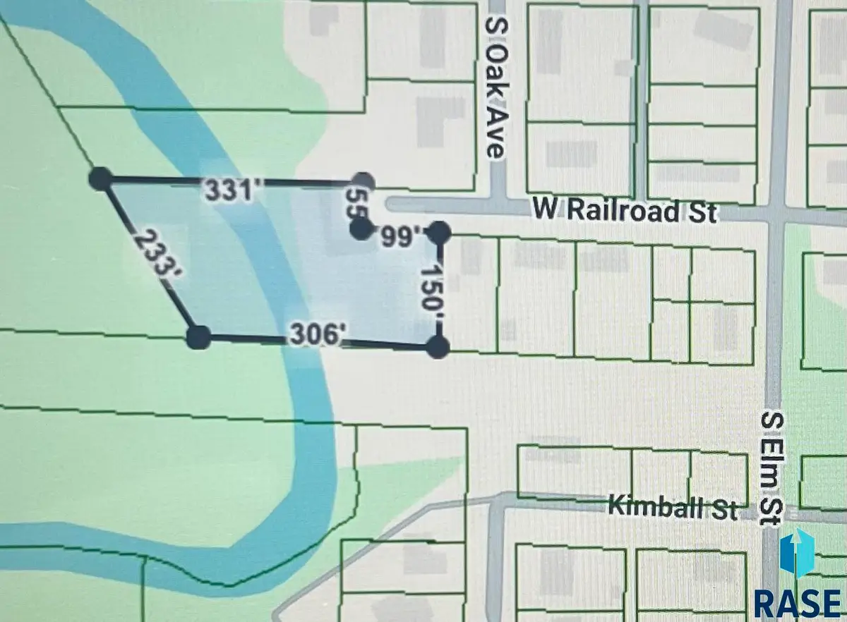 650 W Railroad St, Parker, SD 57053 - #1