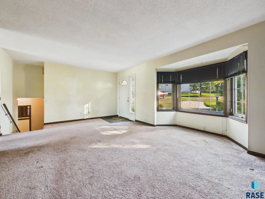 25761 Lindbergh Ave, Renner, SD 57055 - #3