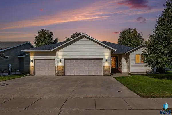 4112 W 89th St, Sioux Falls, SD 57108