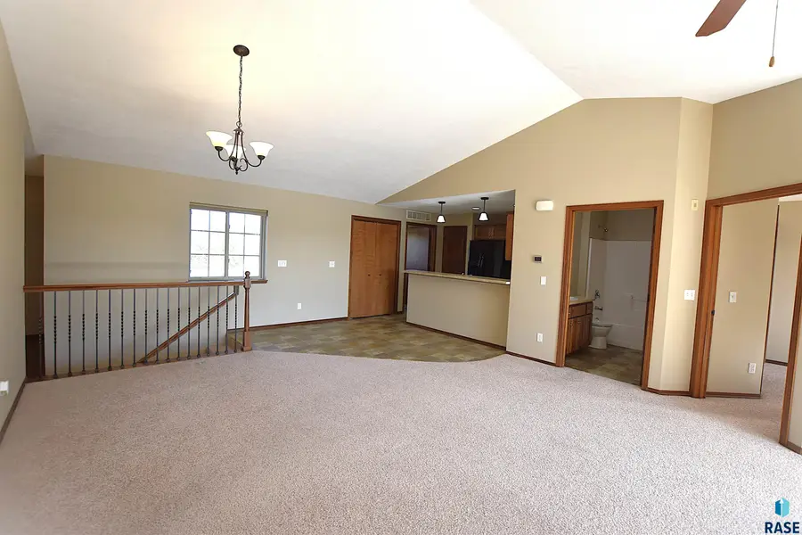 8901 W 32nd St #2, Sioux Falls, SD 57106 - #2