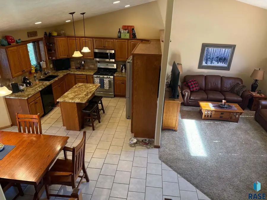 7712 W Justice St, Sioux Falls, SD 57106 - #3