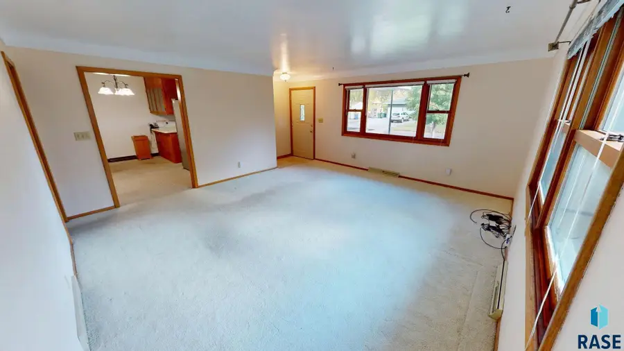 1320 Legeros Dr, Brookings, SD 57006 - #2