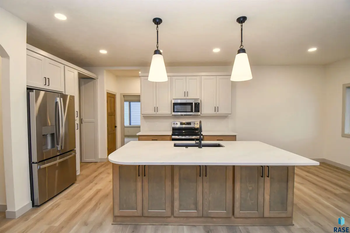 836 Almond Ave, Harrisburg, SD 57032 - #1