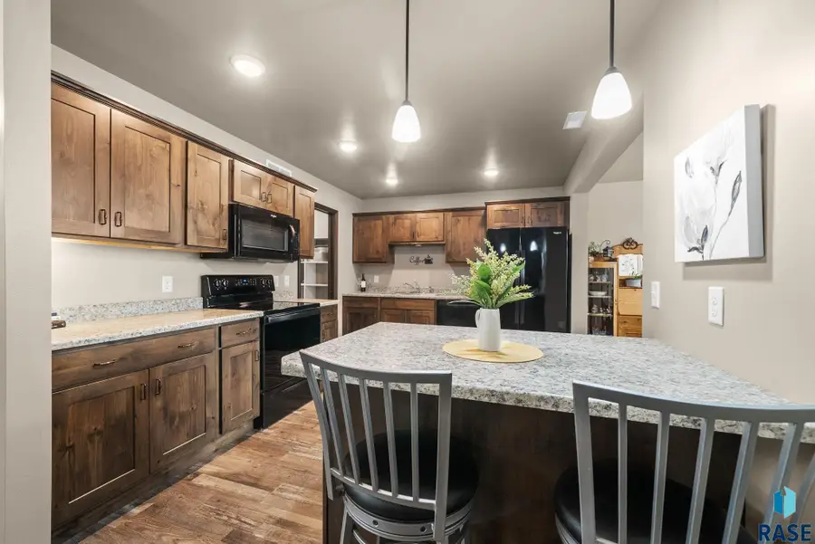 5602 S Woodlily Ave, Sioux Falls, SD 57108 - #3