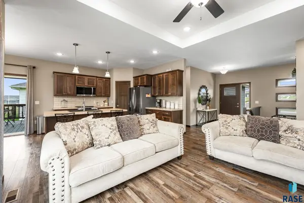 6620 E 33rd St, Sioux Falls, SD 57110