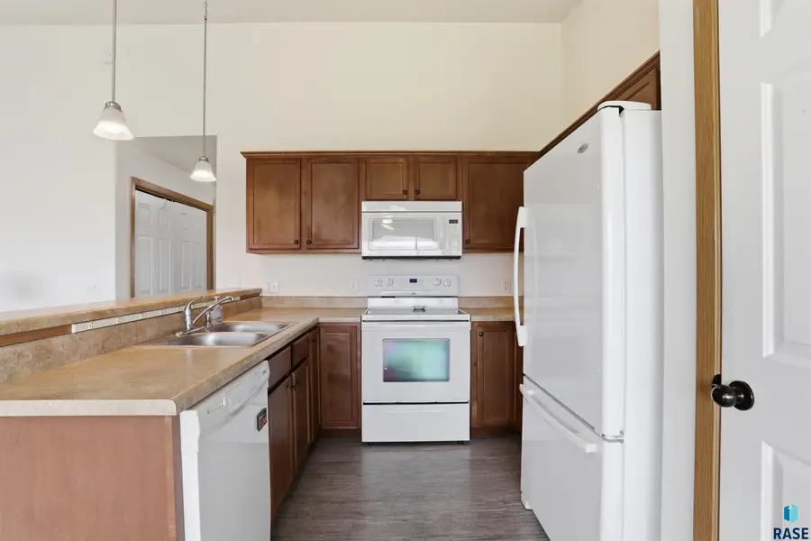 4920 S Klein Ave #48, Sioux Falls, SD 57106 - #2