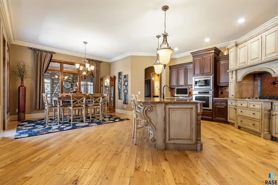 2601 W Latigo Cir, Sioux Falls, SD 57108 - #2