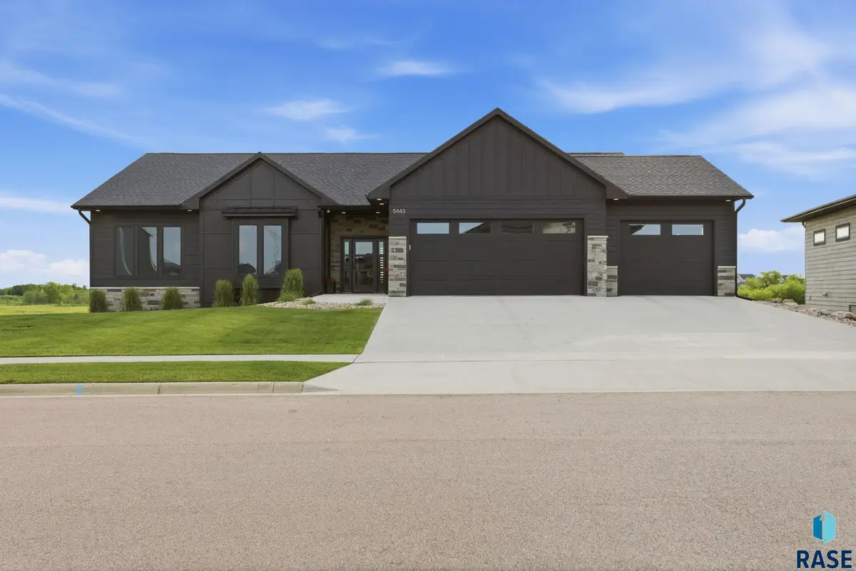 5443 W Colonial Ct, Sioux Falls, SD 57107 - #1