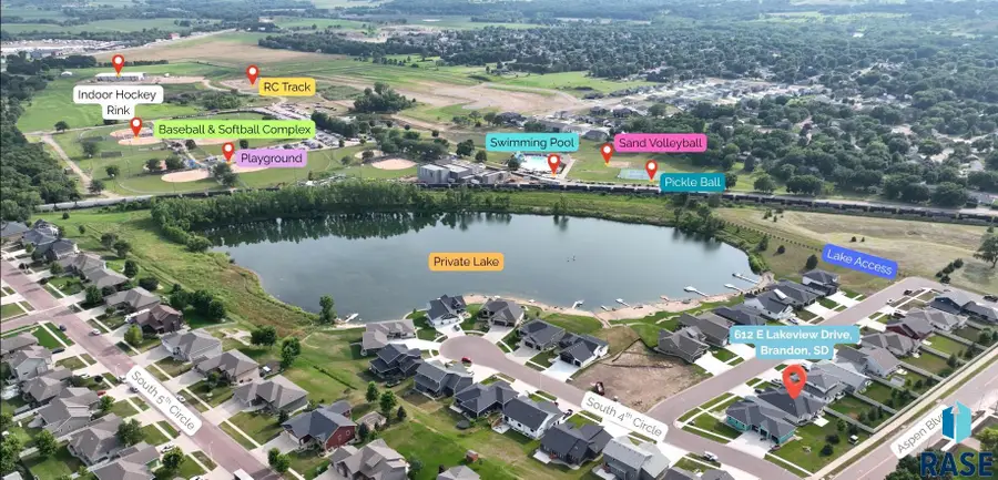 509 E Lakeview Dr, Brandon, SD 57005 - #3