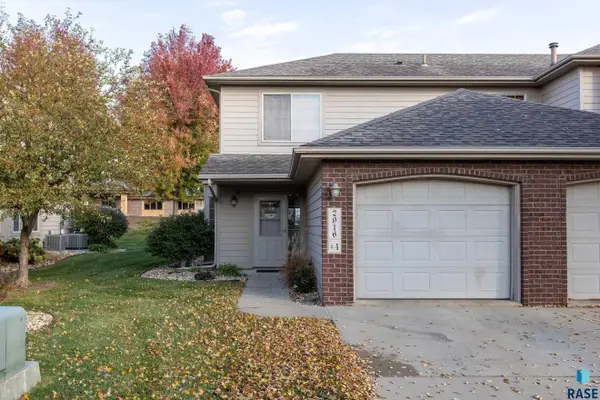 2916 E Kensington St #4, Sioux Falls, SD 57108