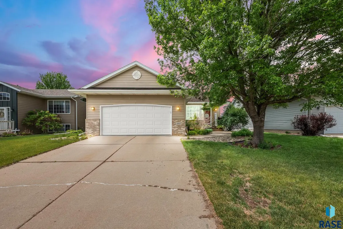 4817 S Galway Ave, Sioux Falls, SD 57106 - #1