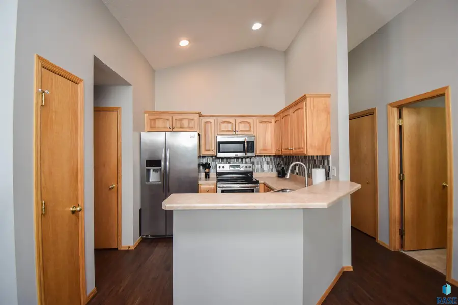 4817 S Galway Ave, Sioux Falls, SD 57106 - #3