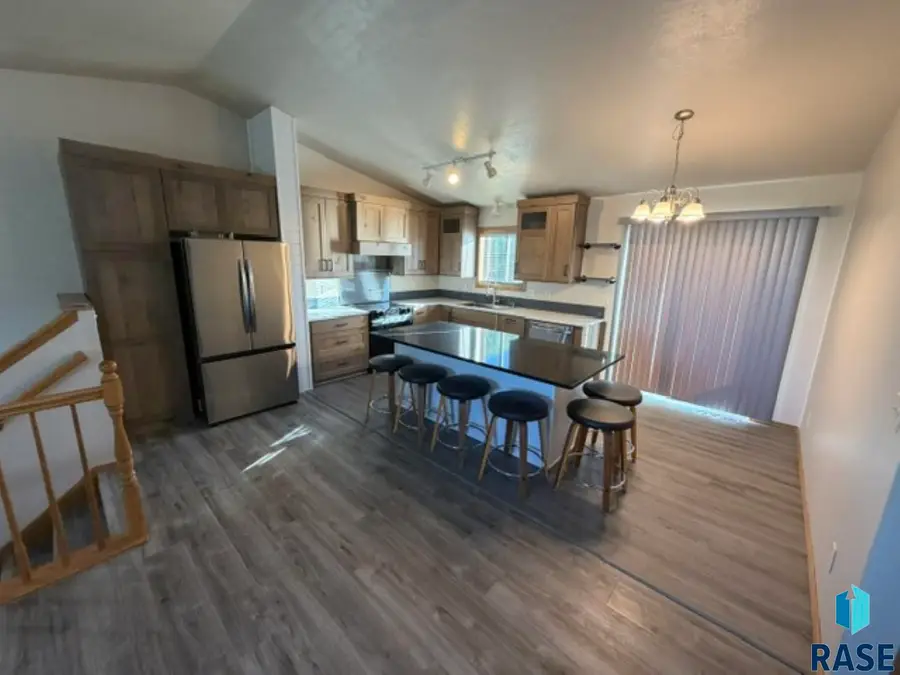 6020 S Kerry Ave, Sioux Falls, SD 57106 - #2