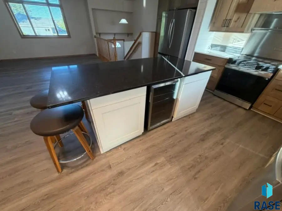 6020 S Kerry Ave, Sioux Falls, SD 57106 - #3