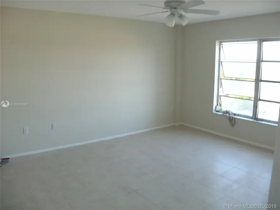 4174 Inverrary Dr #911, Lauderhill, FL 33319 - #3