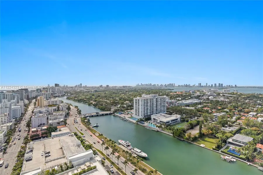 4401 Collins Av #2906/2908, Miami Beach, FL 33140 - #3