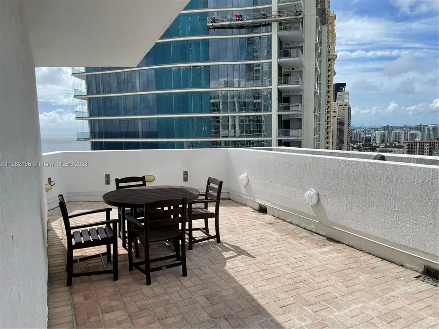 18001 Collins Ave #2912+Terrace, Sunny Isles Beach, FL 33160 - Image #3