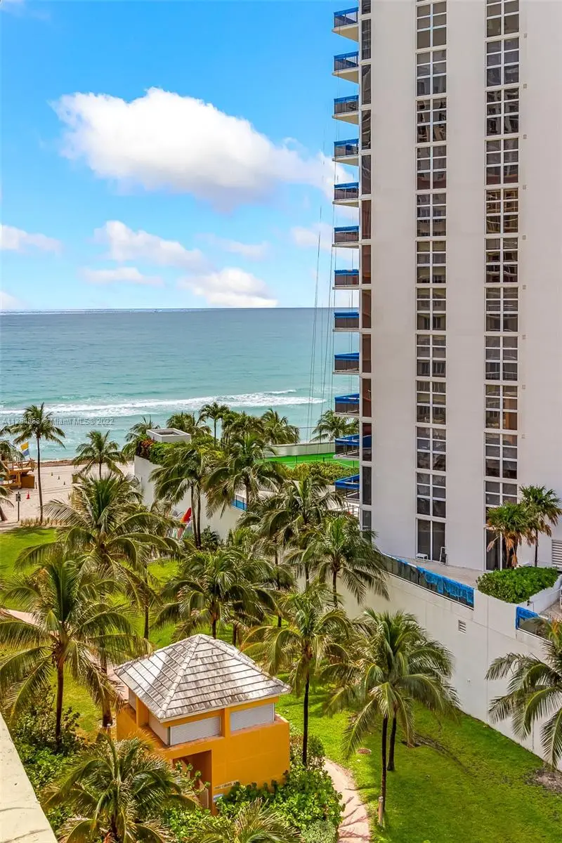 19201 Collins Ave #641, Sunny Isles Beach, FL 33160 - Image #2