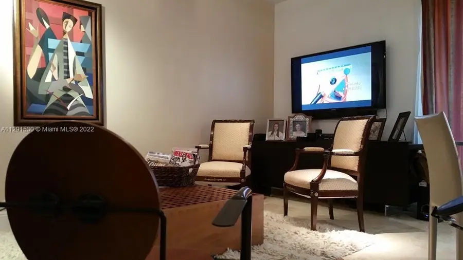 19900 E Country Club Dr #212, Aventura, FL 33180 - Image #2