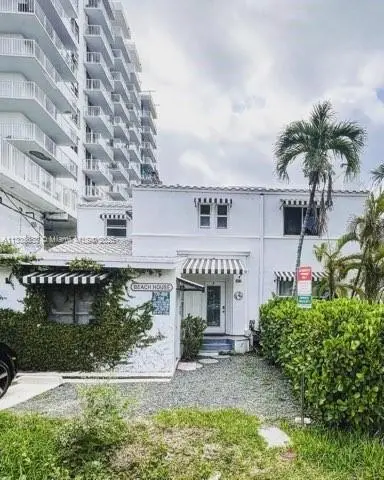 2811 Indian Creek Dr, Miami Beach, FL 33140 - #1