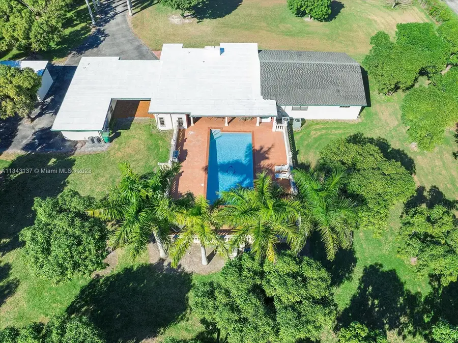 8000 SW 184th St, Cutler Bay, FL 33157 - Image #2