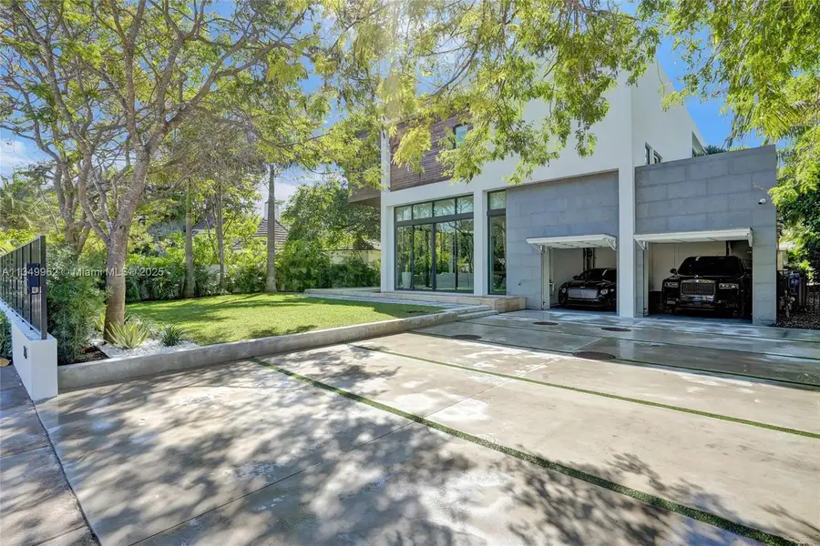 Address Withheld By Seller, Golden Beach, FL 33160 - Image #3