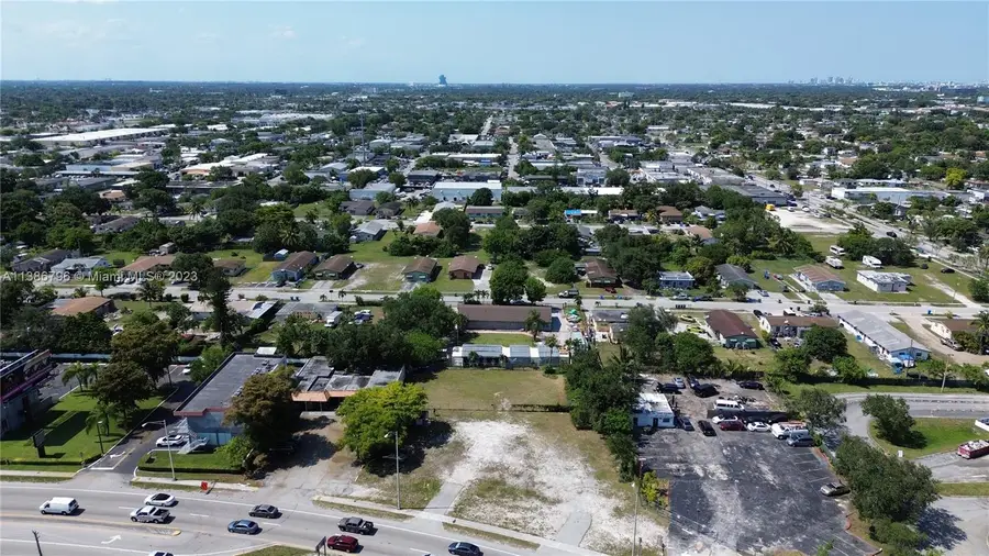 5701 W Hallandale Beach Blvd, West Park, FL 33023 - Image #3