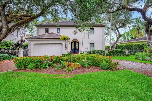 4716 University Dr, Coral Gables, FL 33146